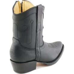 Grinders Womens Dakota Short Western Cowboy Boots - Black 14 Grinders Womens Dakota Short Western Cowboy Boots - Black -Fashion Shoe Store Grinders Dakota Black 3 6