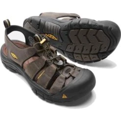 Keen Mens Newport Waterproof Sandals - Bison -Fashion Shoe Store Keen Newport Bison 5 28