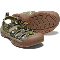 Keen Mens Newport H2 Sandals - Camo Olive Drab -Fashion Shoe Store Keen NewportH2 CamoOliveDrab 5 9