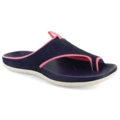 Strive Womens Tigua Sandals - Navy