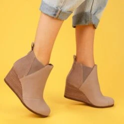 Toms Womens Kelsey Boots - Taupe Grey -Fashion Shoe Store Toms Kelsey Taupe 1 7