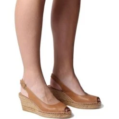 Toni Pons Womens Croacia Sandals - Tan -Fashion Shoe Store ToniPons Croacia CuiroTan 4 5