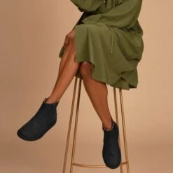 Strive Womens Bamford II Chelsea Ankle Boots - Black